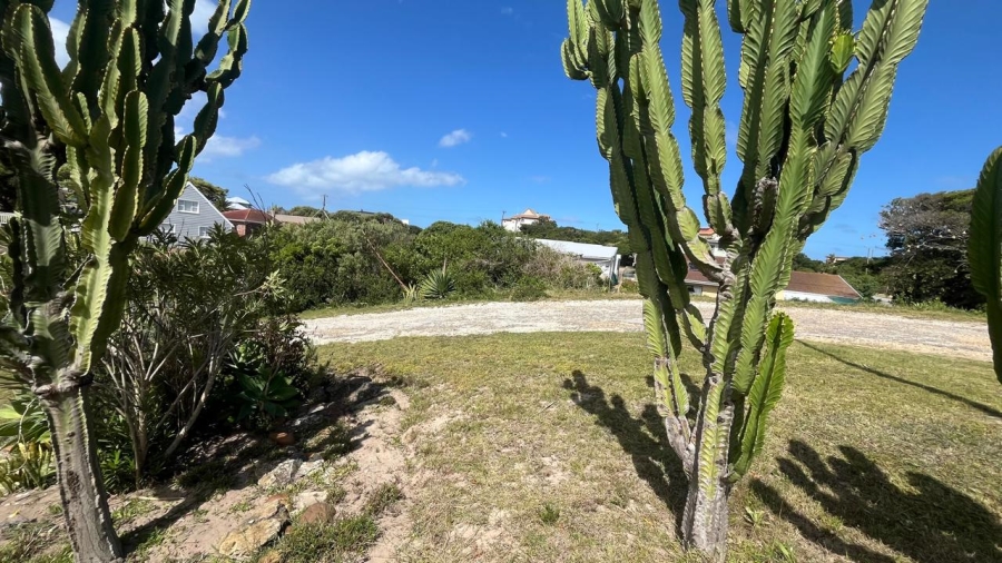Commercial Property for Sale in Paradise Beach Eastern Cape